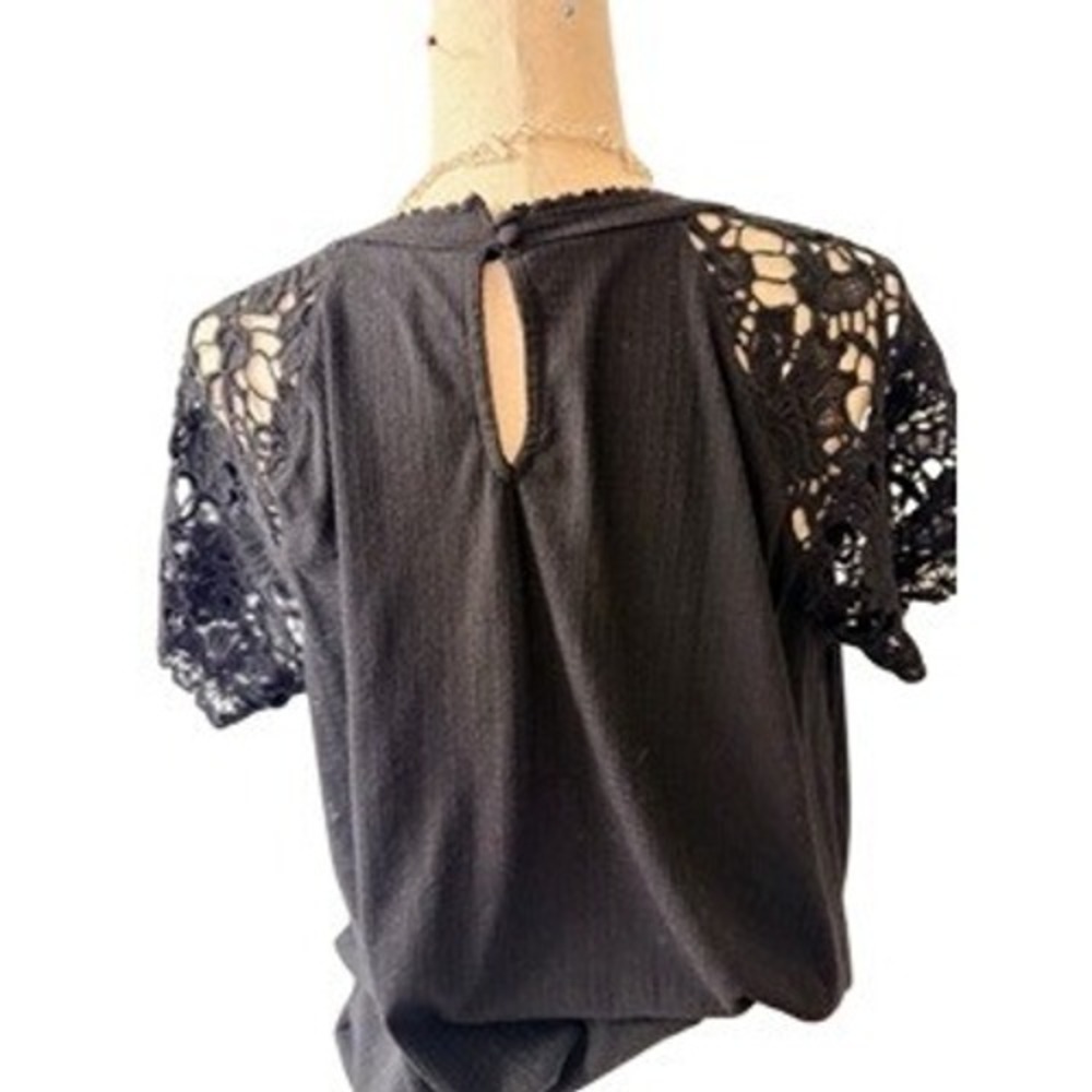 Torrid Black Top with Crochet Laced Sleeves‎ Size 1 (14/16) - Picture 2 of 12
